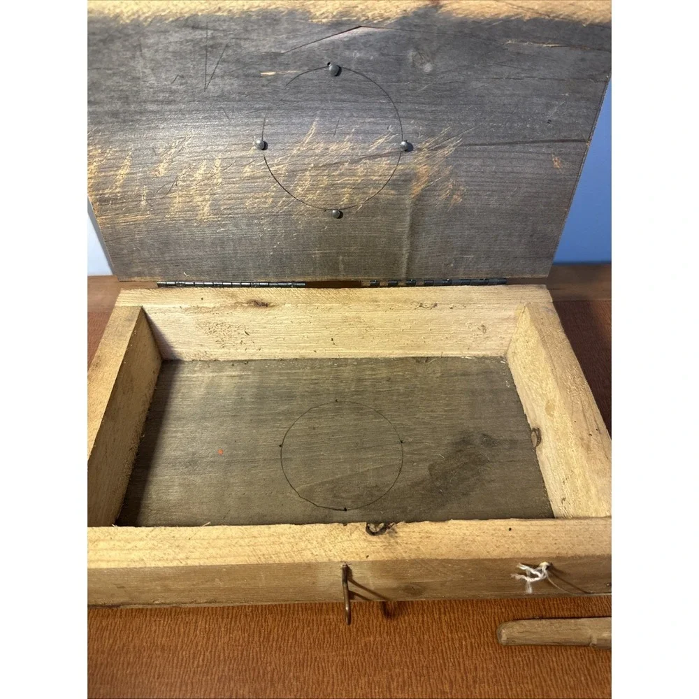 Vtg Handmade‎ Wooden Keepsake Box USA